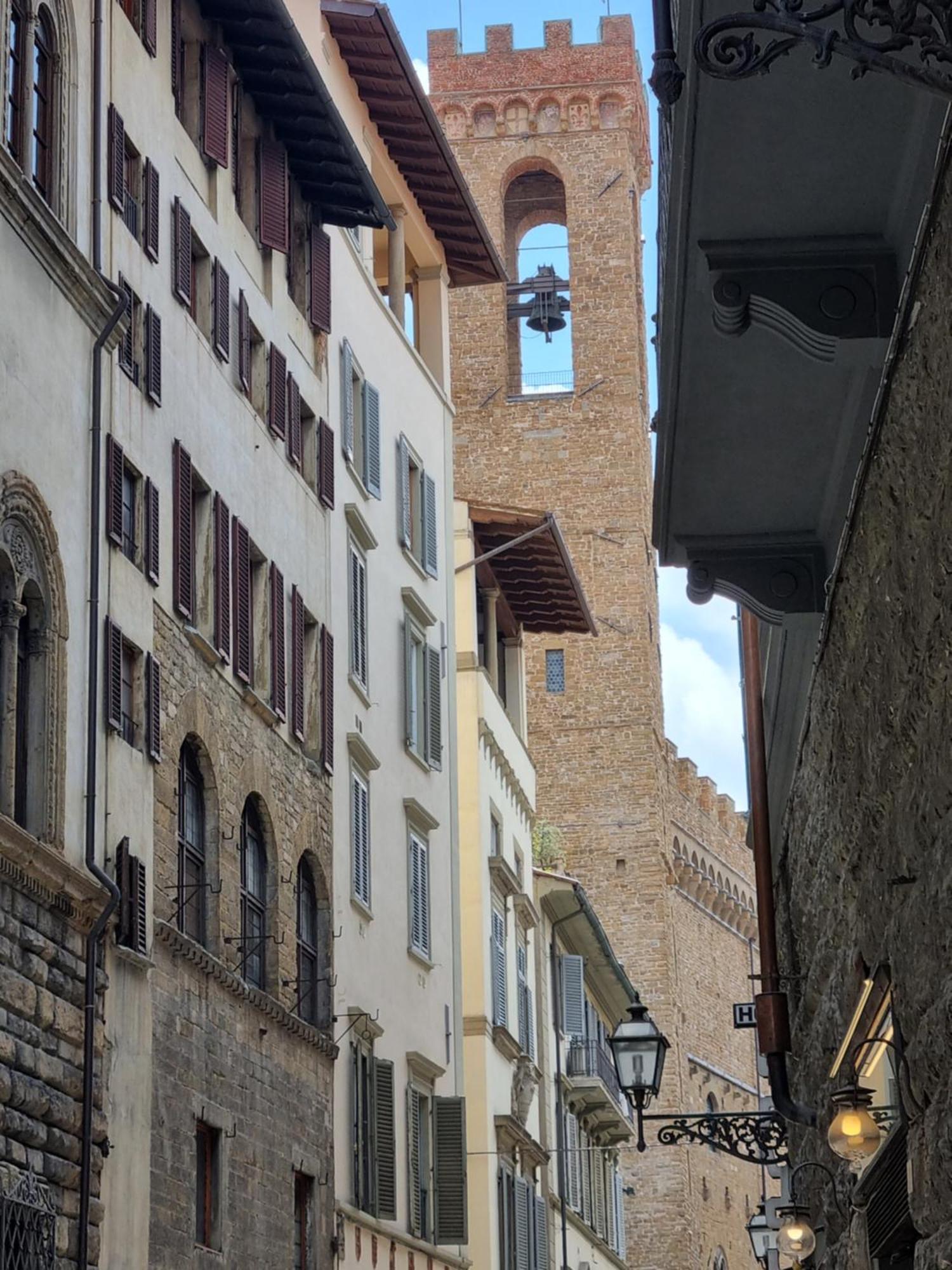 La Sede Dell'Arte Monolocale Studio E Camere In Torre Medievale Vicino A Duomo E Piazza Signoria Florence Extérieur photo